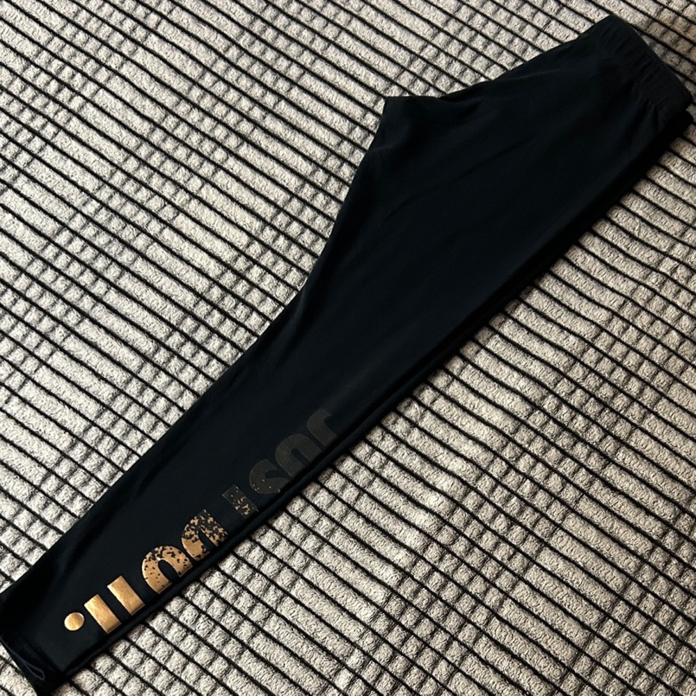 Women’s Nike Metallic Leggings (S)